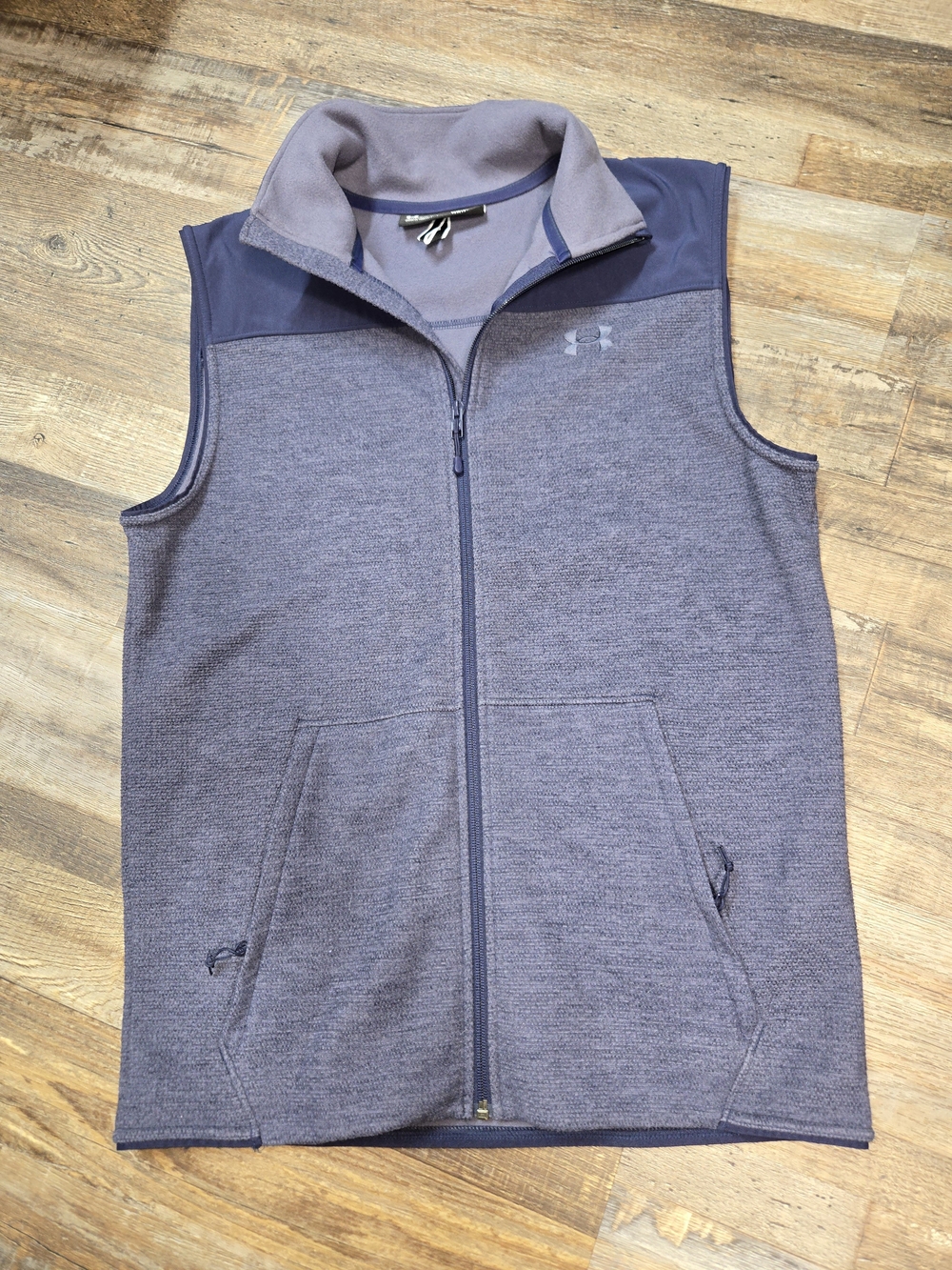 Under Armour Men's Heathered Navy And Gray  Zip Fleece Vest